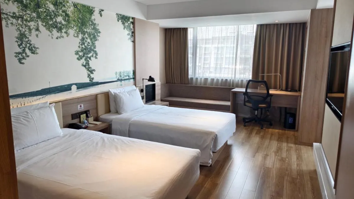 Image 1 of Atour Hotel Hangzhou West Lake Hefang Street