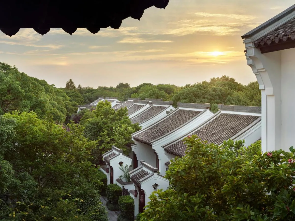 Image 2 of Banyan Tree Hangzhou