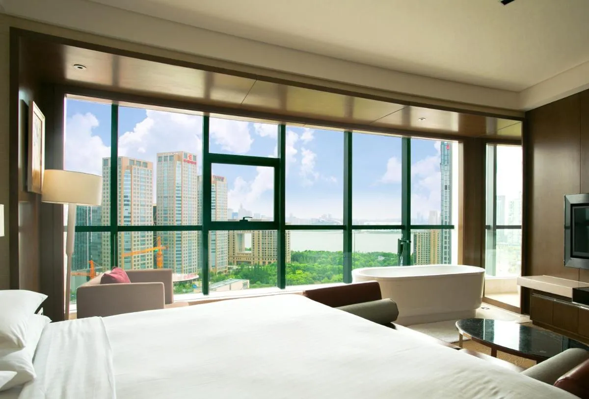 Image 1 of Courtyard by Marriott Hangzhou Qianjiang