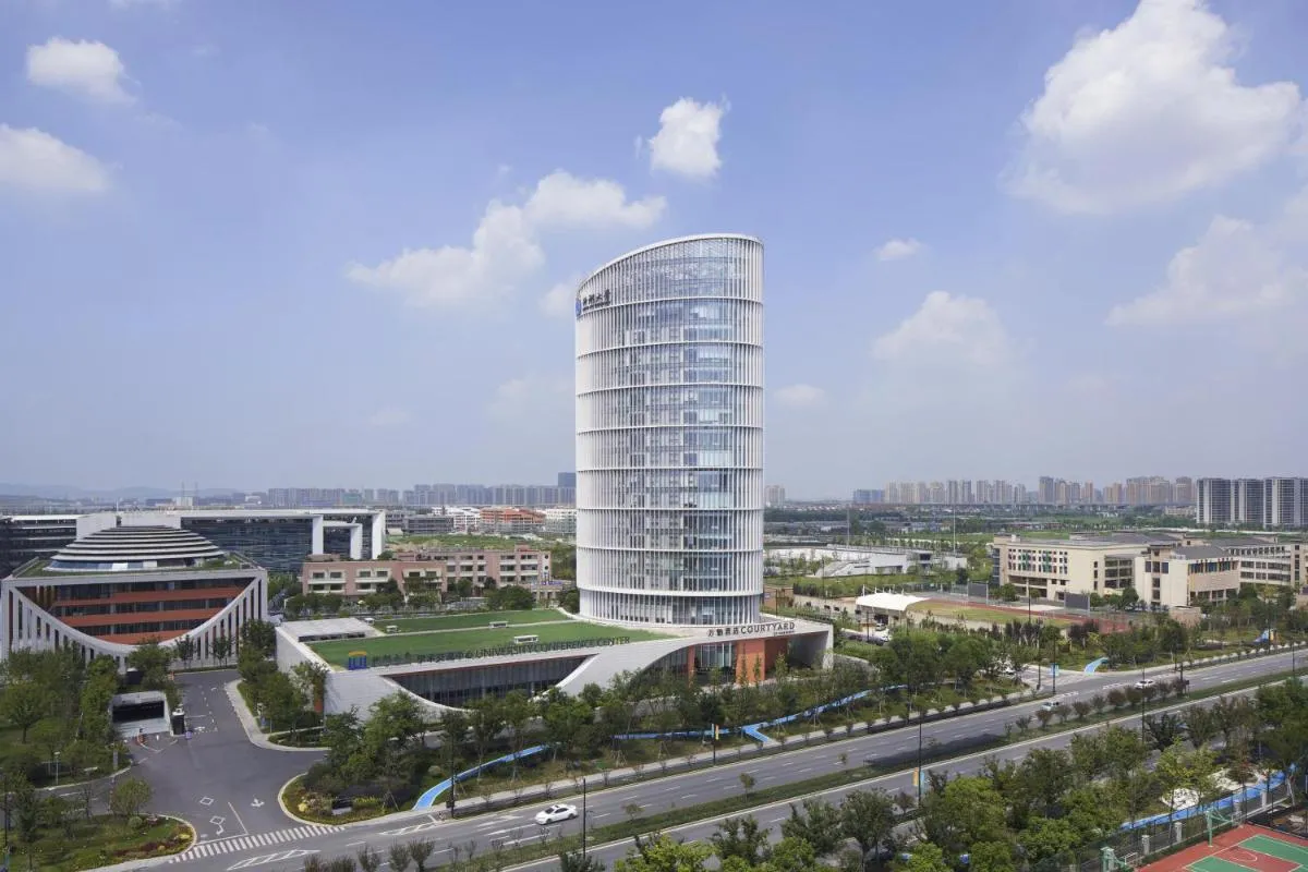 Image 6 of Courtyard by Marriott Hangzhou Xihu