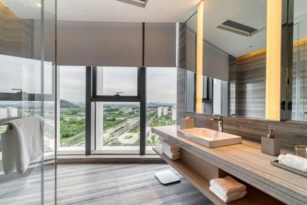 Image 2 of Courtyard by Marriott Hangzhou Xihu