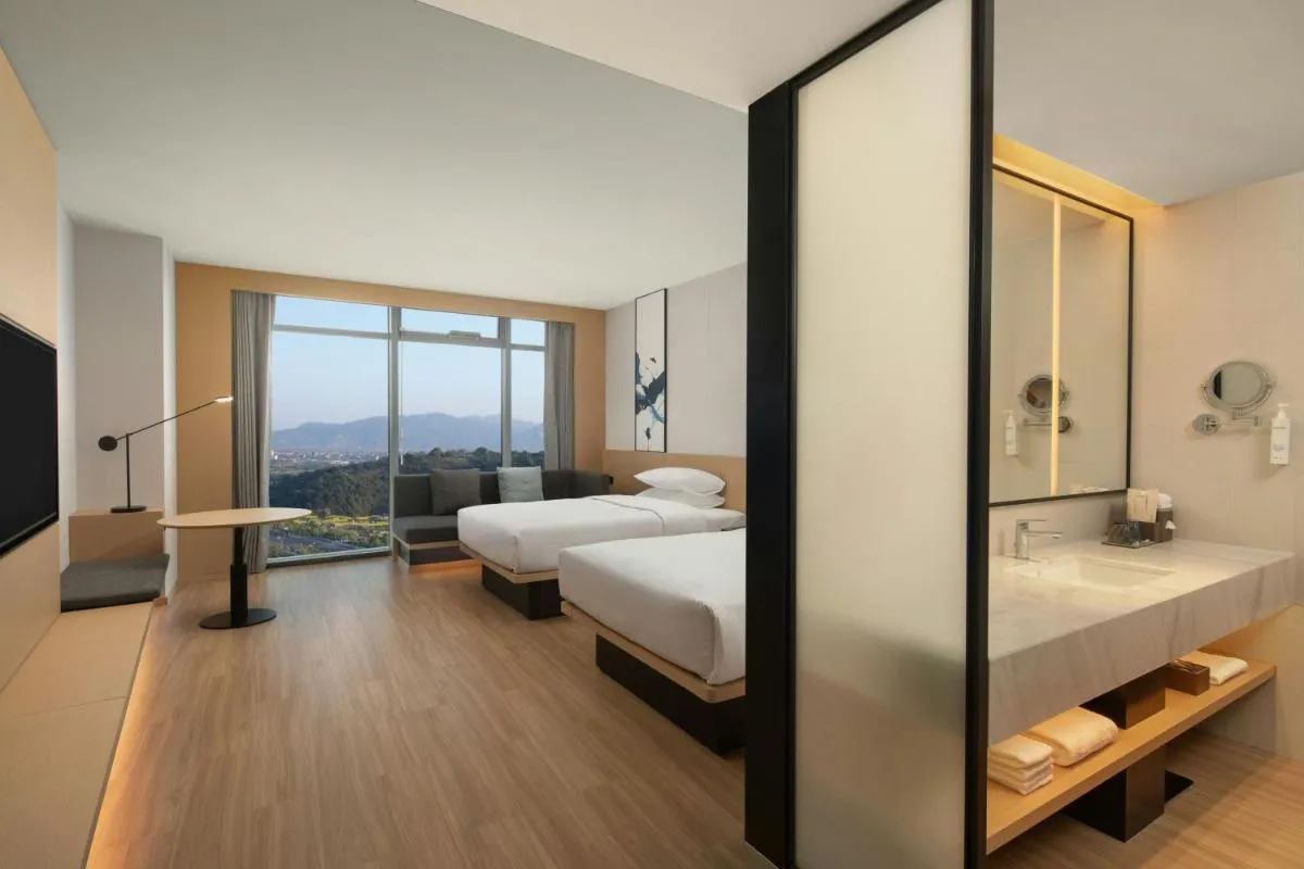 Image 1 of Fairfield by Marriott® Hangzhou Zhuantang