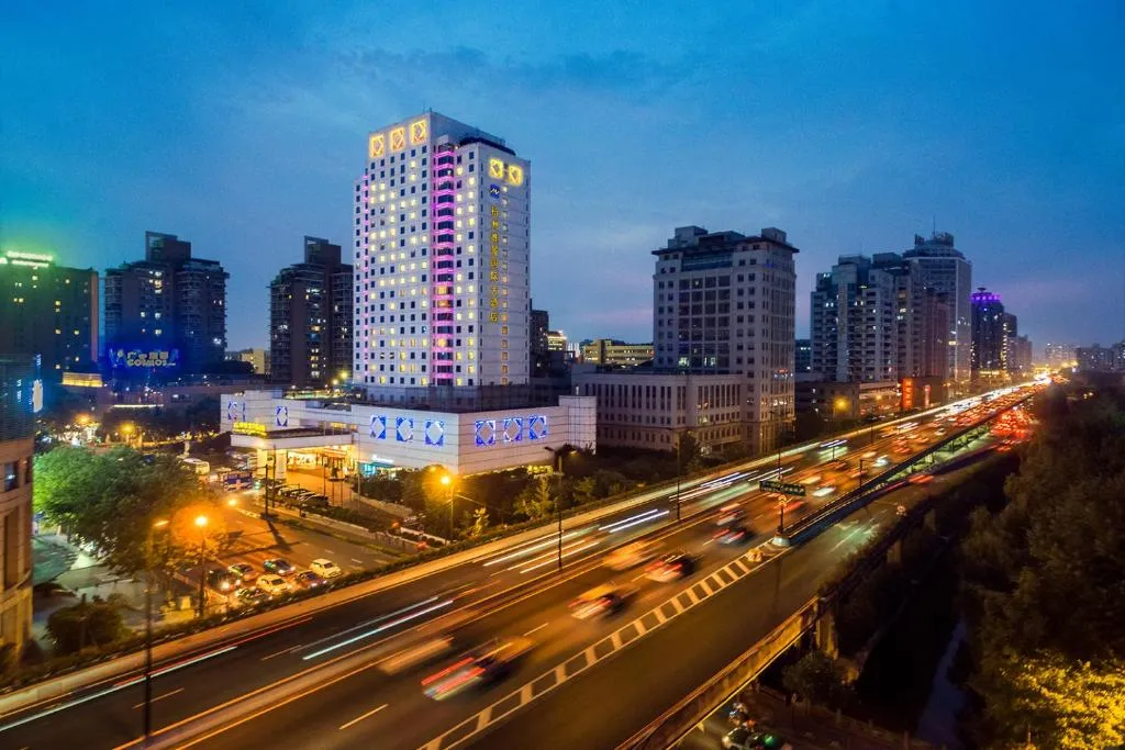Image of Grand Metropark Hotel Hangzhou – 6 minutes walk to the West Lake