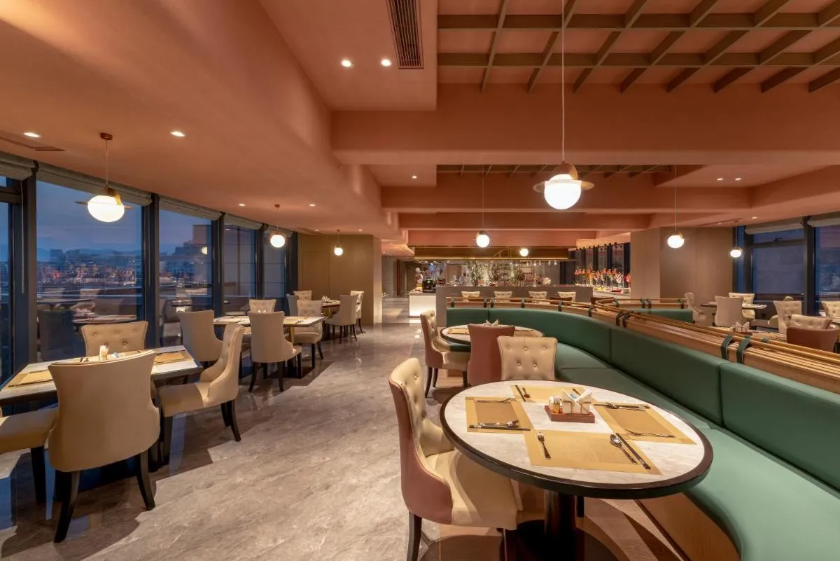 Image 3 of Grand New Century Hotel Binjiang Hangzhou
