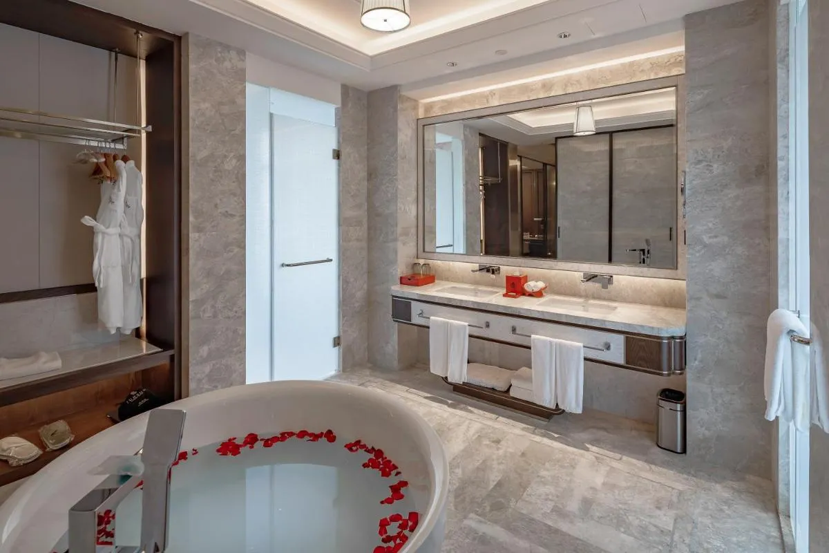 Image 2 of Hangzhou Junsun Luxury Hotel