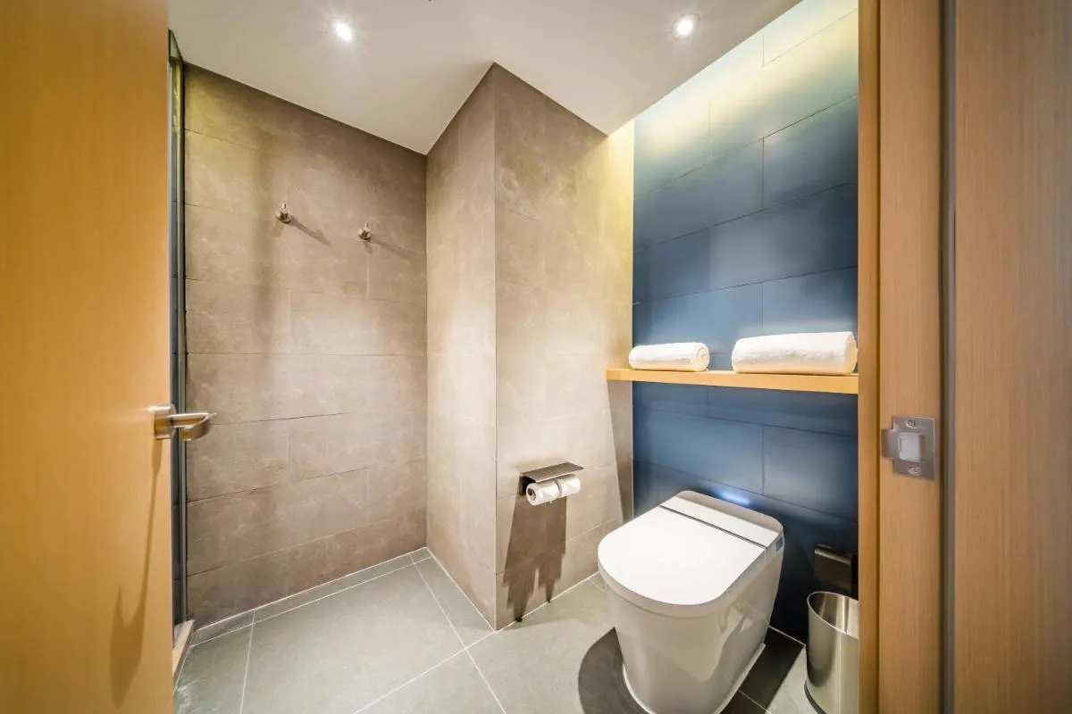 Image 2 of Holiday Inn Express Hangzhou Qianjiang CenturyCity by IHG