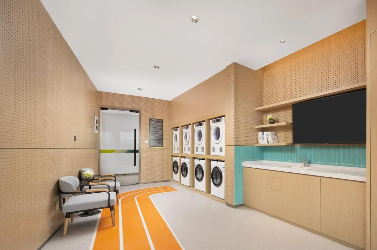 Image 4 of Home2 Suite by Hilton Hangzhou East Railway Station