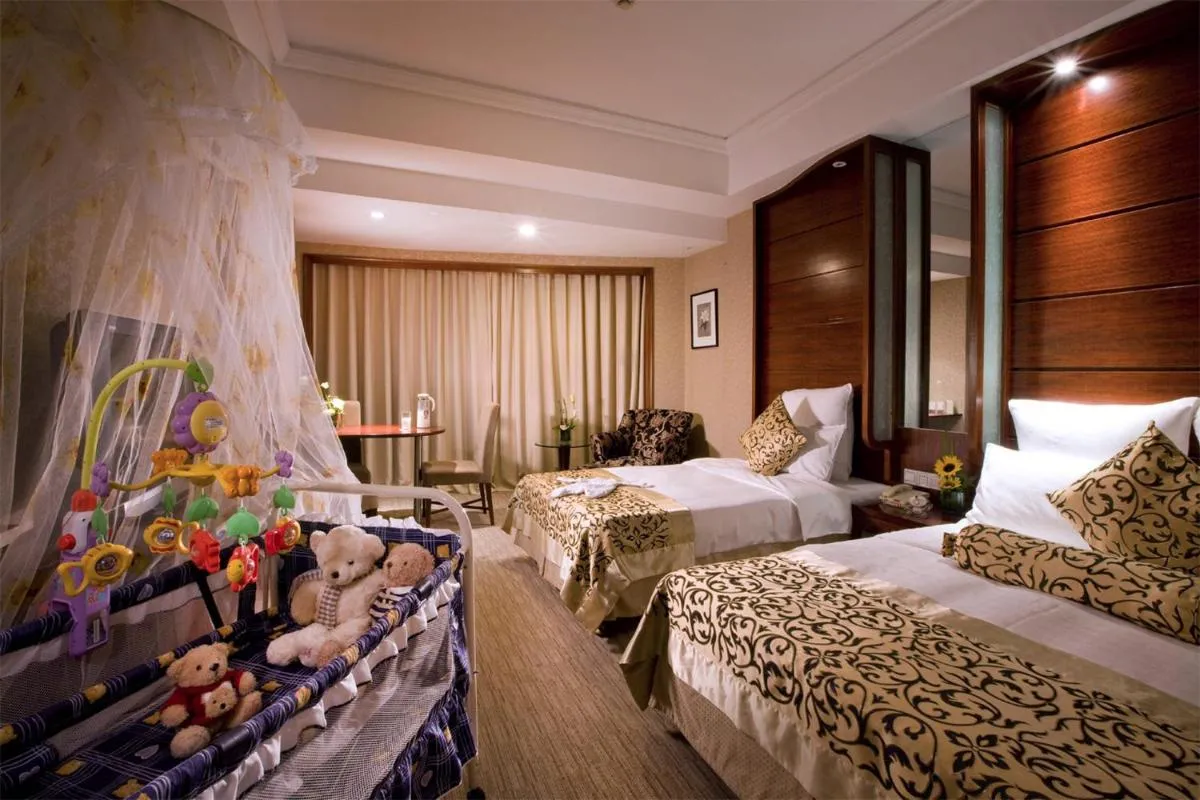 Image 1 of Huachen International Hotel