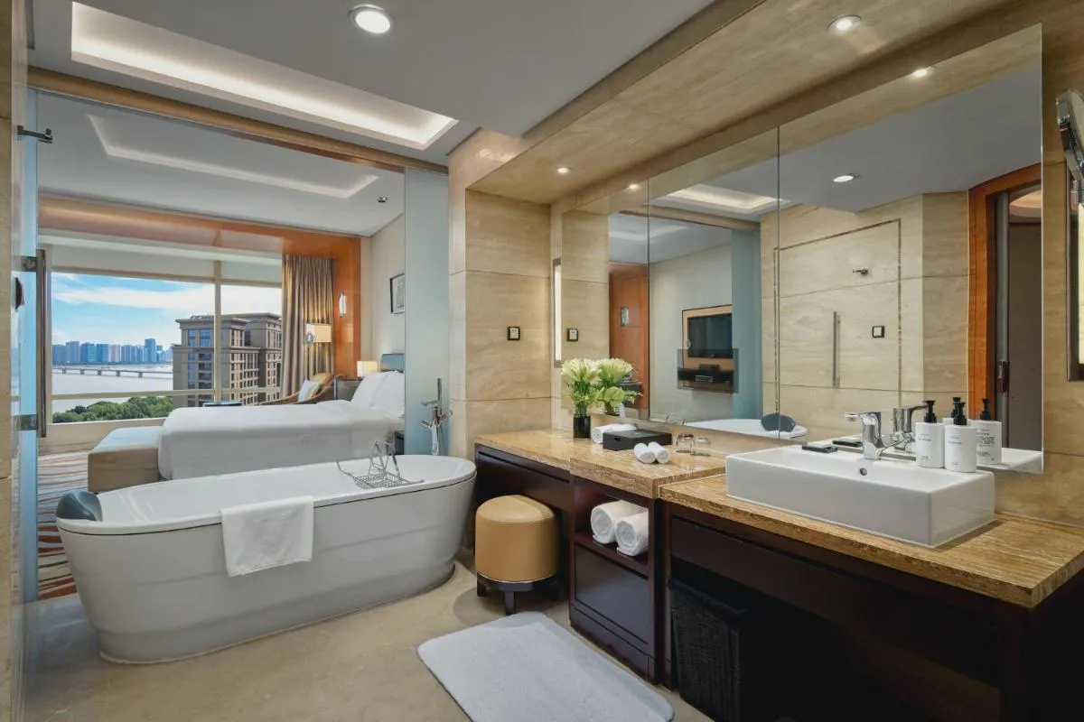 Image 2 of InterContinental Hangzhou ICC by IHG