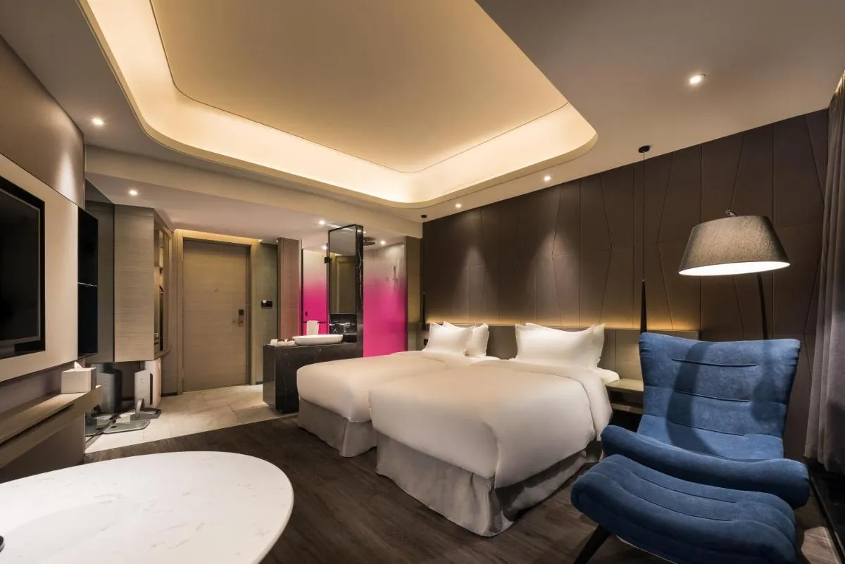 Image 2 of Mercure Hangzhou Qianjiang