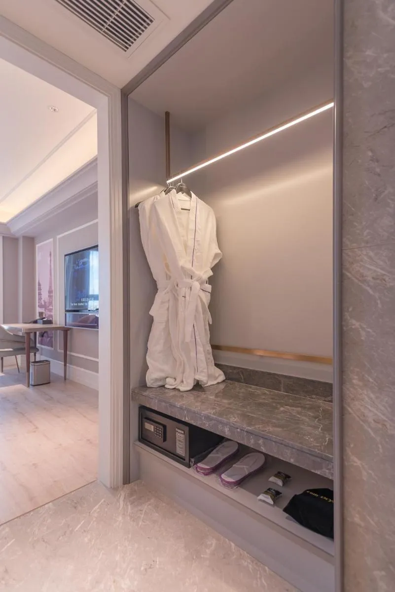 Image 3 of Mercure Hotel Hangzhou East Railway Station