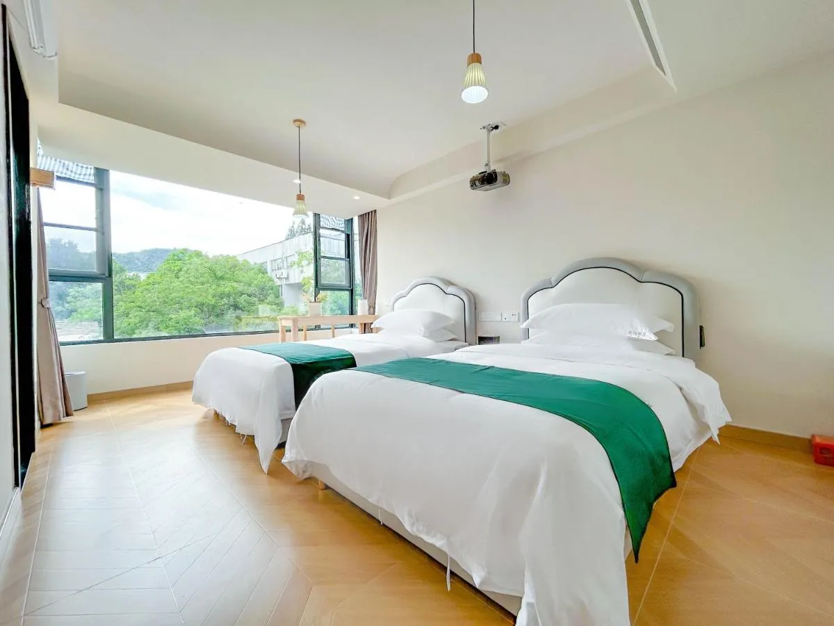 Image 1 of 西湖柒涧锦月民宿 Lakeside Moon Retreat